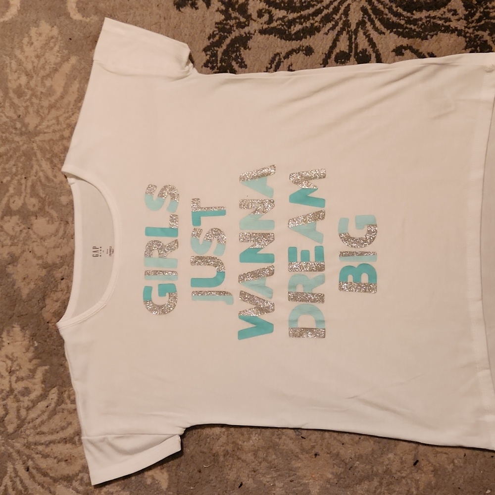 Girls GAP tee